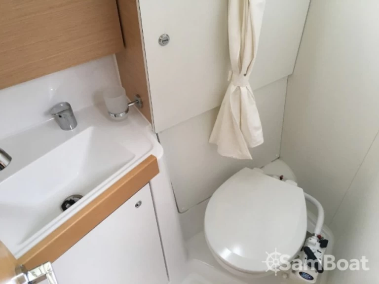 Barca a vela a noleggio a Barcellona al miglior prezzo