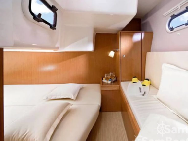 Noleggio Barca a motore Bavaria con patente nautica