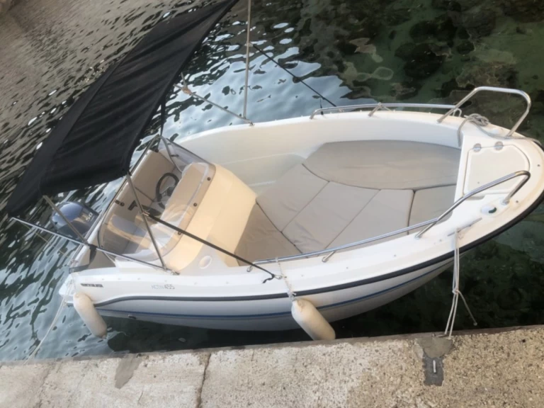 Noleggio a Marsiglia – Quicksilver Activ 455 Open su SamBoat