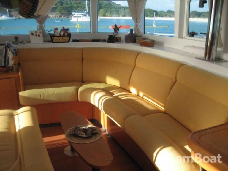 Noleggio barche Boracay Island economico Lagoon 440