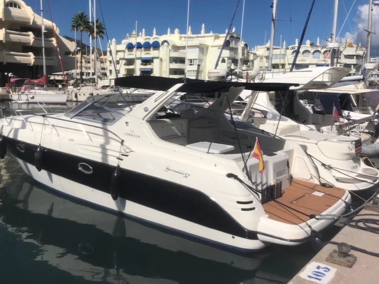Barca a motore a noleggio a Benalmádena al miglior prezzo
