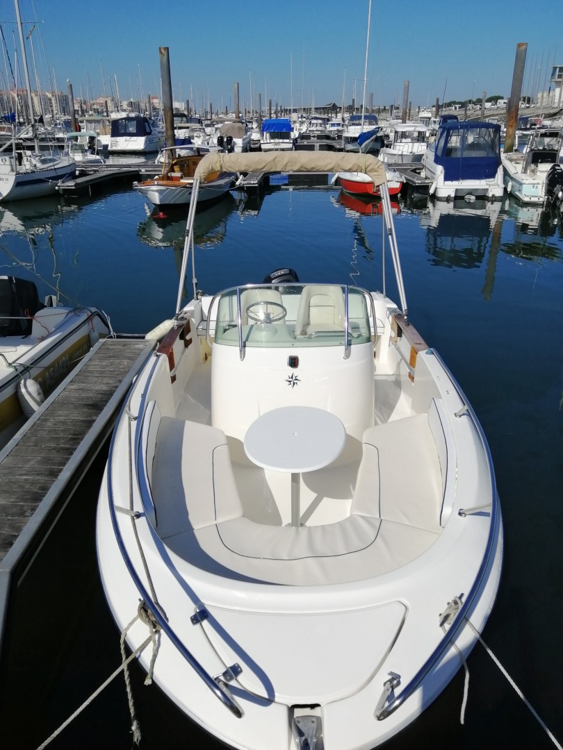 Noleggio Barca a motore con o senza skipper Jeanneau a Arcachon