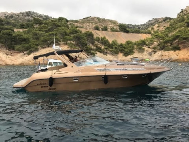 Noleggio Barca a motore Windy con patente nautica