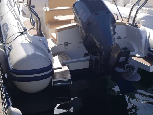 Noleggio Gommone con o senza skipper Capelli a Propriano