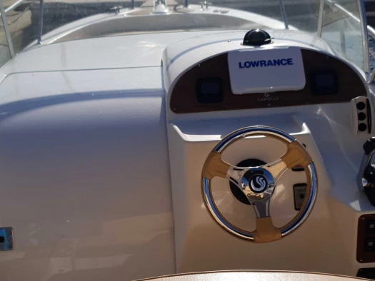 Noleggio Gommone Capelli con patente nautica