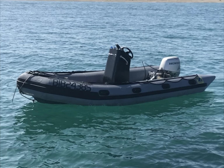Noleggio a Canet-en-Roussillon – Zodiac Pro 500 su SamBoat