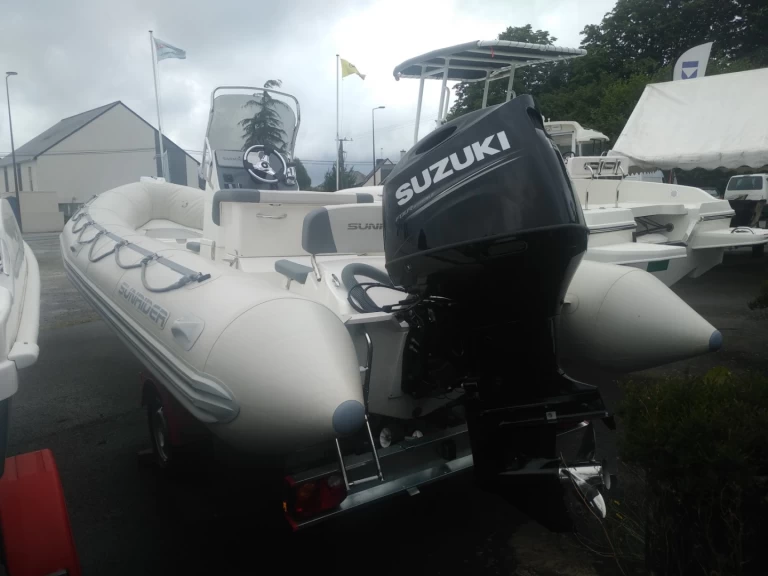 Noleggio Gommone Bombard con patente nautica