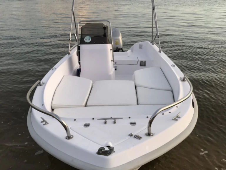 Noleggio Barca a motore Poseidon con patente nautica