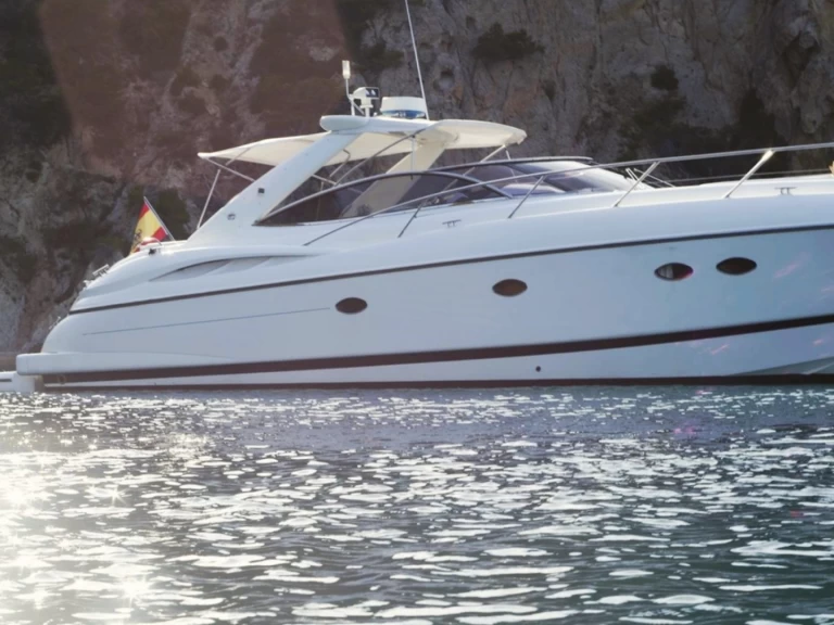 Noleggio barche Sunseeker Predator 56 a Mahón su Samboat