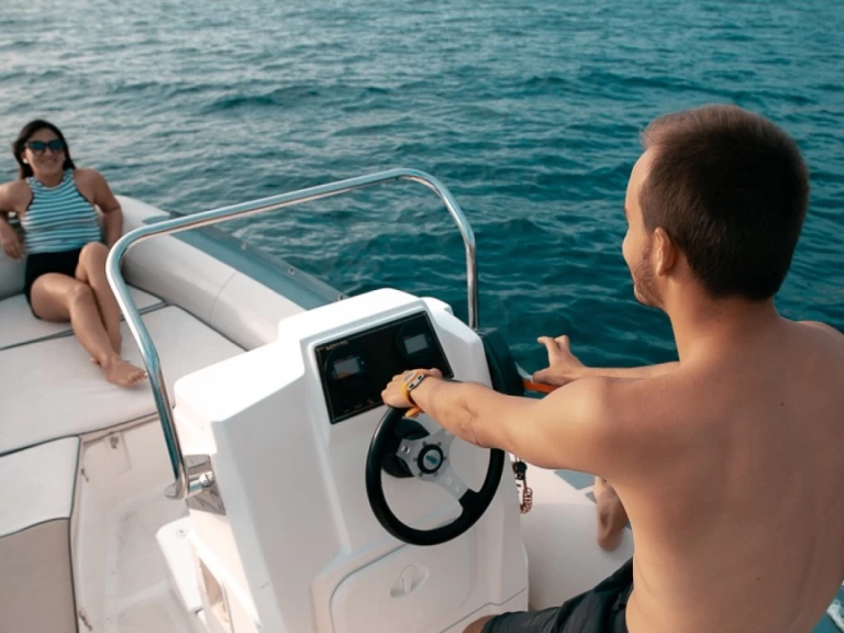 Lomac Lomac 600 IN da affittare a  Roses