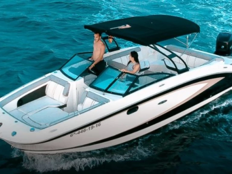 Noleggio Barca a motore a Roses – Sea Ray 270