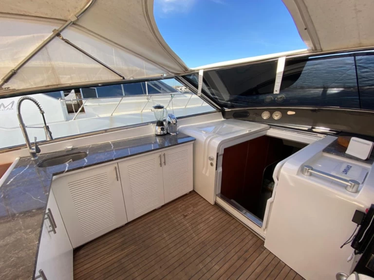 Noleggio a Allyene – Arno Leopard Leopard 72 Sport su SamBoat