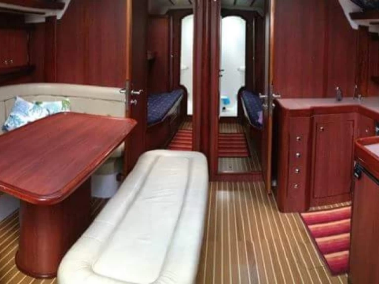 Noleggio Barca a vela con o senza skipper Ocean Yachts a Ostia