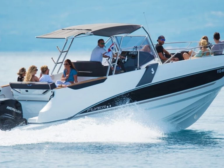 Noleggiare una Bénéteau Flyer 8.8 SPACEdeck a Lorient