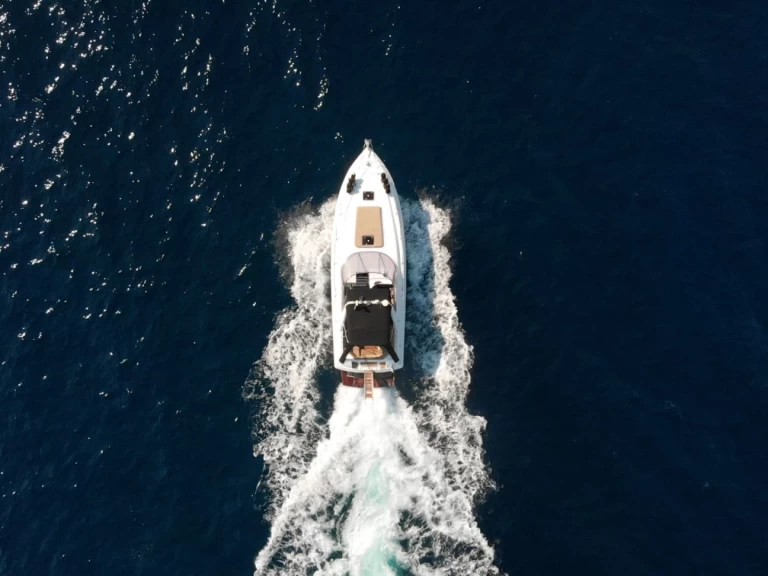 Noleggiare una Sunseeker Martinique  a Corfù