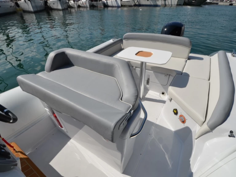 Noleggio barche Roses economico Salpa Soleil 23