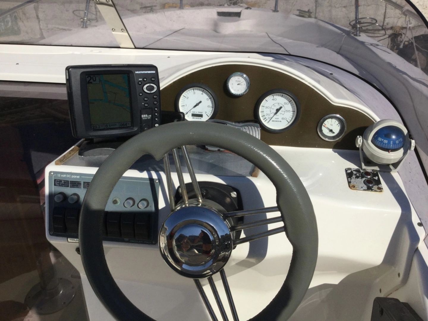 Pacific Craft Pacific Craft 650 WA da affittare a  Sète