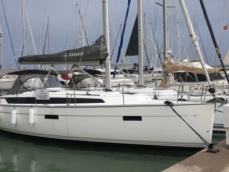 Noleggio Barca a vela a Getxo – Bavaria Cruiser 37