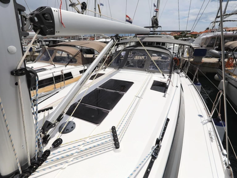 Noleggio Barca a vela Bavaria con patente nautica