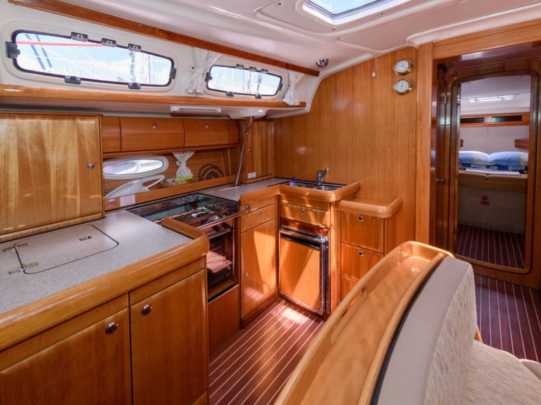 Bavaria Cruiser 46 da affittare a  Trogir