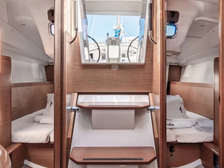 Noleggio barche Jeanneau Sun Odyssey 349 a Pálairos su Samboat