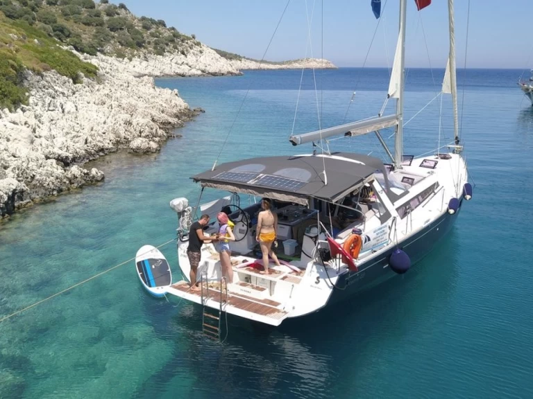 Bénéteau Oceanis 48 da affittare a  Kaş