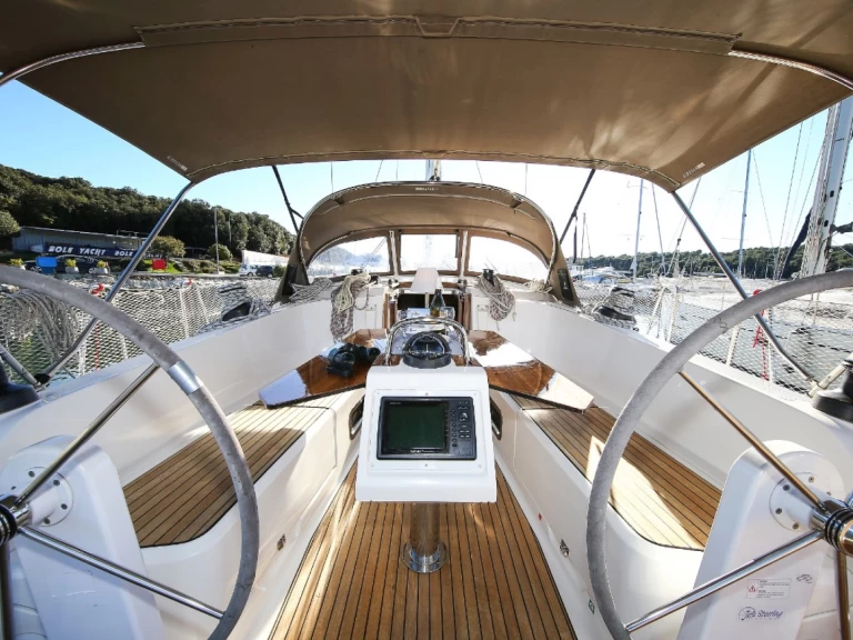 Noleggiare una Bavaria Cruiser 41 a Pola