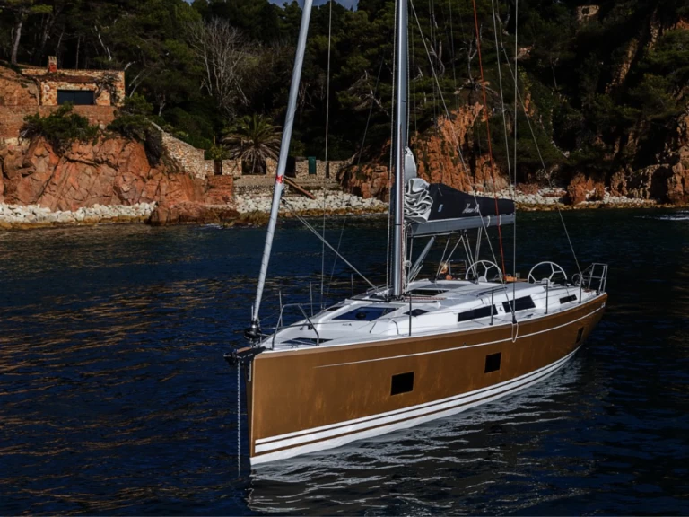 Noleggiare una Hanse Hanse 418 a Castelli