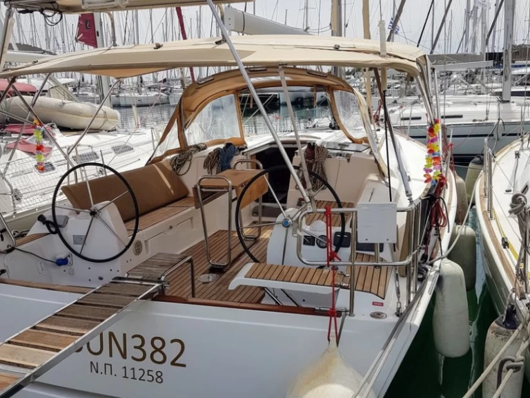 Noleggio Barca a vela con o senza skipper Dufour a Álimos