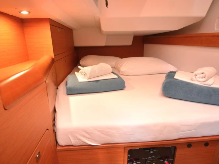 Noleggio Barca a vela con o senza skipper Jeanneau a Komolac