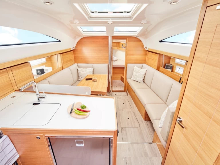 Noleggiare una Elan Impression 40.1 a Primošten