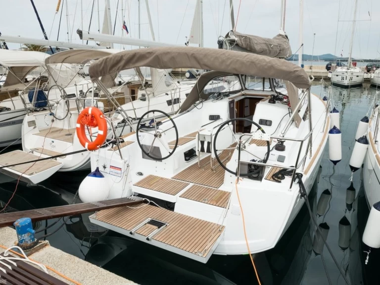Noleggiare una Jeanneau Sun Odyssey 349 a Zaravecchia (Biograd)