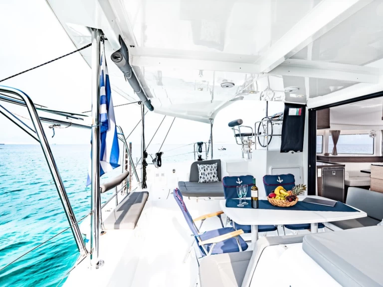 Noleggio Catamarano con o senza skipper Lagoon a Álimos