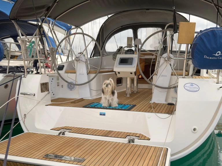 Noleggio barche Trogir economico Cruiser 37