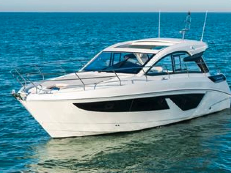 Noleggiare una Bénéteau Gran Turismo 36 a Ajaccio