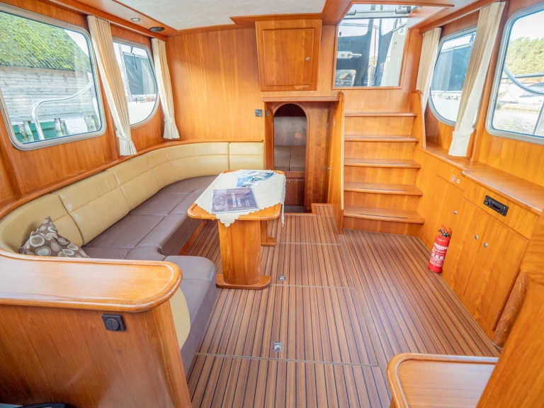 Noleggio barche Waren (Müritz) economico 1150 XL