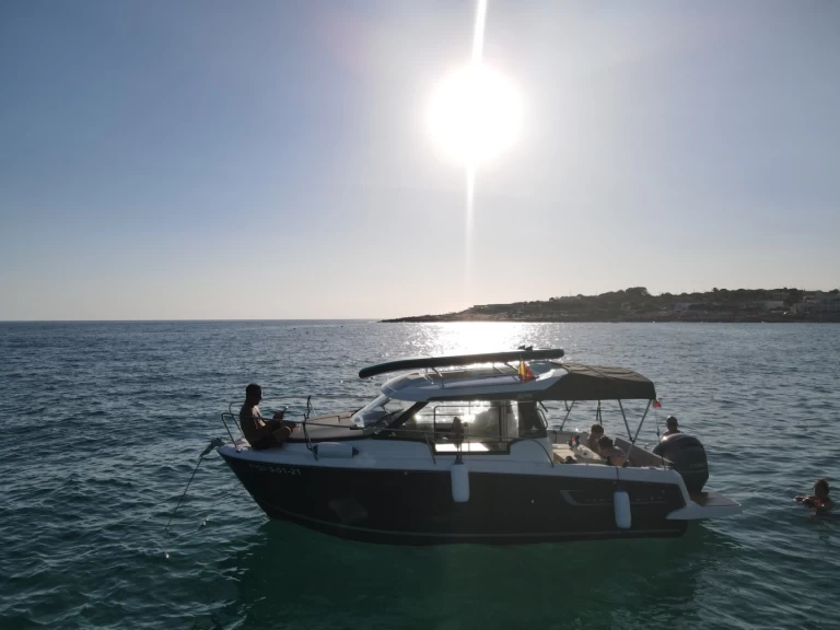 Noleggio barche Jeanneau Merry Fisher 695 a El Toro su Samboat