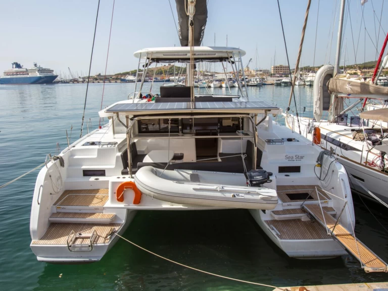 Noleggio Catamarano a Lávrio – Lagoon Lagoon 46