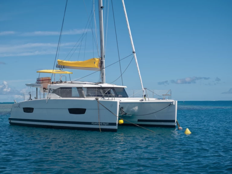Noleggio barche Fountaine Pajot Lucia 40 a Raiatea su Samboat