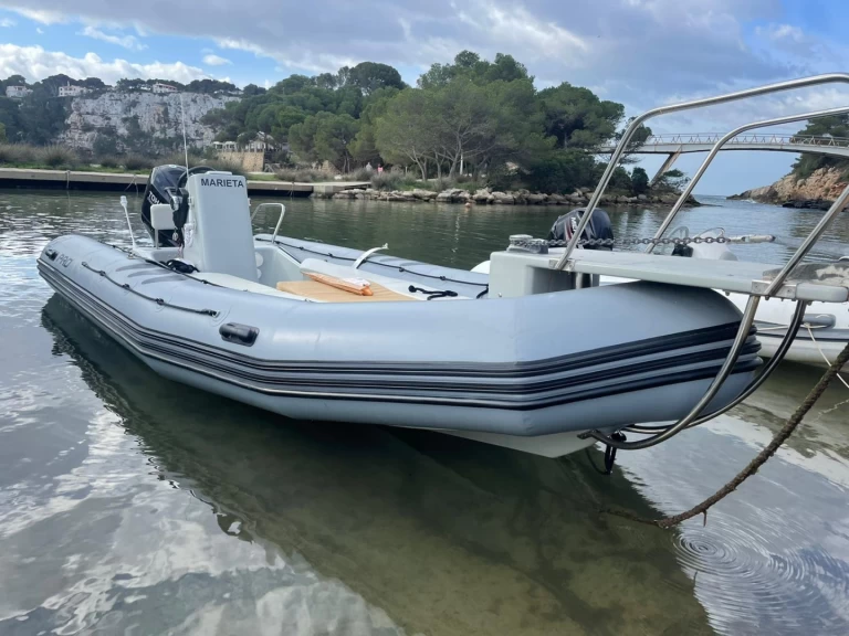 Noleggio barche Cala Galdana economico Zodiac pro