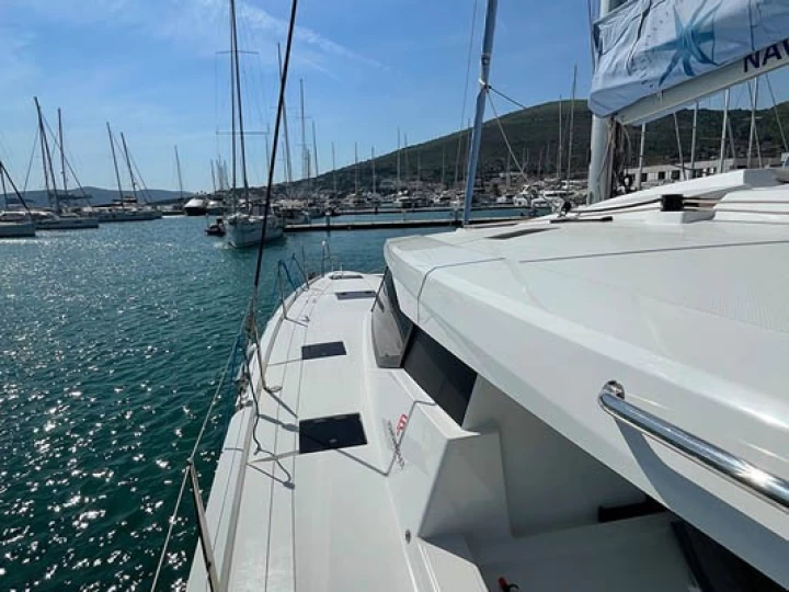 Noleggio Catamarano a Seget Donji – Fountaine Pajot Astrea 42