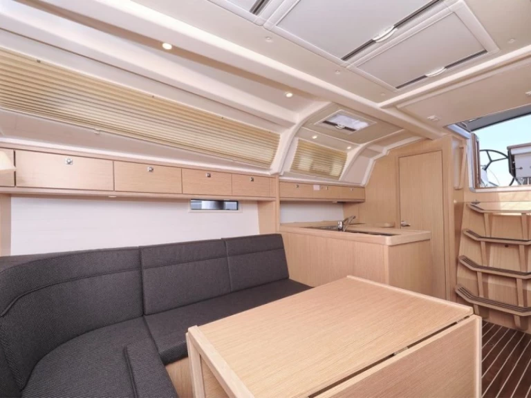 Bavaria Cruiser 37 da affittare a  Zaravecchia (Biograd)