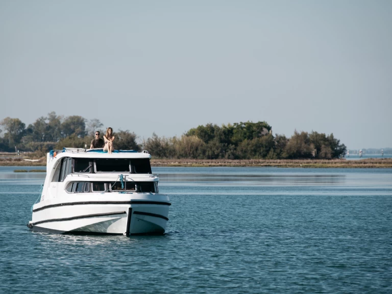 Noleggio barche Houseboat Holidays Italia Minuetto 6+ a Casale sul Sile su Samboat
