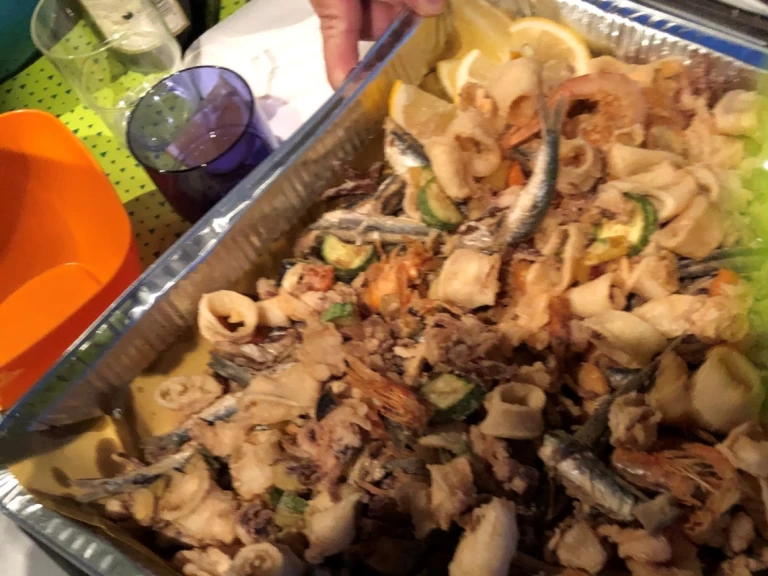 Noleggio Barca a motore Esposito con patente nautica