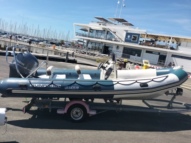 Noleggio Gommone a La Rochelle – Bombard Sunrider 650