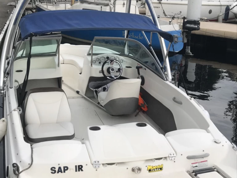 Noleggio Barca a motore con o senza skipper Bayliner a Thonon-les-Bains