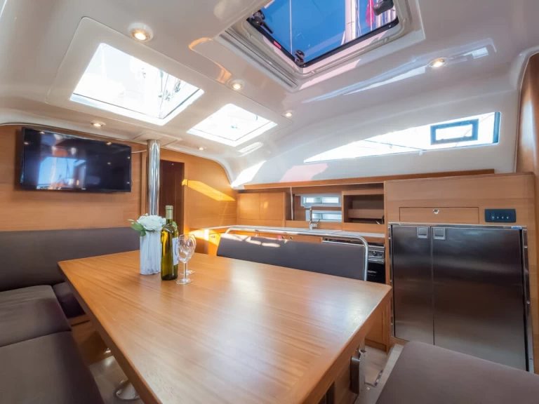 Noleggio barche Elan Impression 45.1 a Zaravecchia (Biograd) su Samboat