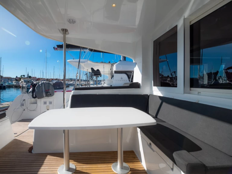 Lagoon Lagoon 40 da affittare a  Zaravecchia (Biograd)