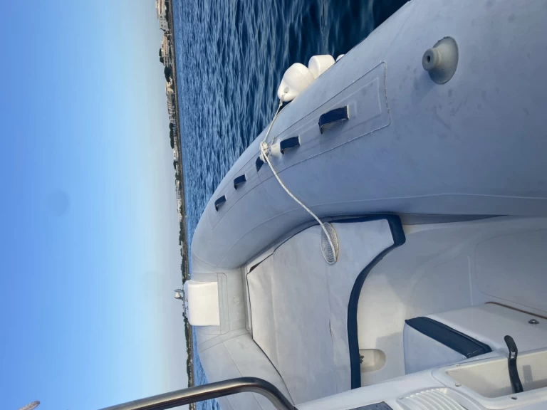Noleggio Gommone a Port-Camargue – Capelli Capelli 625