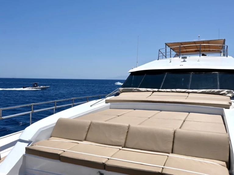 Noleggio barche Tecnomarine Tecnomarine 92 a Ornós su Samboat